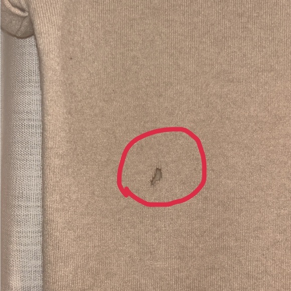 Brunello cucinelli cream colored cashmere shirt. Note 2 minor holes in photos - Picture 4 of 6